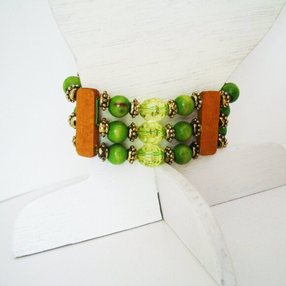 Green Boho Beaded Triple Strand Bracelet Earth Tone Golden Beads - Picture 7 of 7